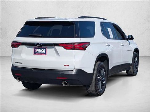 Used 2023 Chevrolet Traverse RS FWD image 5