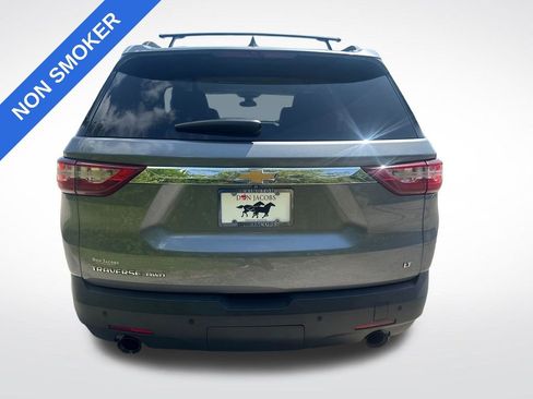 Used 2020 Chevrolet Traverse LT w/ LPO, 'HIT The Road' Package AWD/4WD image 4