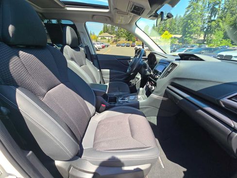 Used 2023 Subaru Forester Premium AWD/4WD image 11