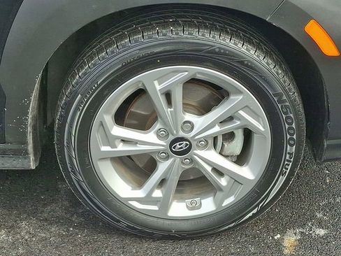 Certified 2023 Hyundai Kona SEL w/ Convenience Package image 8