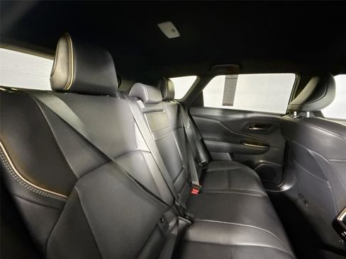 Used 2025 Toyota Crown Signia image 42