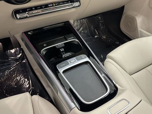 Certified 2024 Mercedes-Benz EQB 250+ image 32