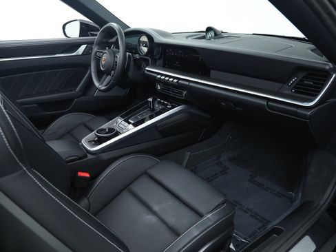 Used 2025 Porsche 911 Turbo S AWD/4WD image 19