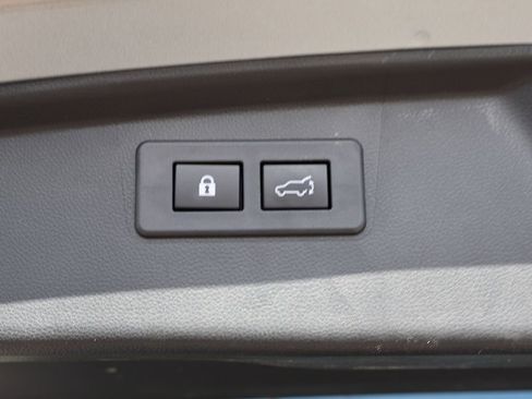 Used 2020 Subaru Outback Limited w/ Popular Package #2 AWD/4WD image 16