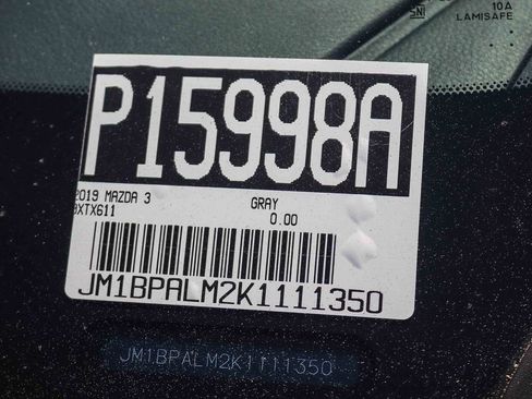 Used 2019 MAZDA MAZDA3 Hatchback FWD image 29