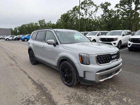 Used 2023 Kia Telluride SX X-Line AWD/4WD image 4