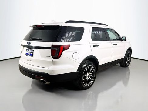 Used 2016 Ford Explorer Sport w/ Equipment Group 401A AWD/4WD image 8