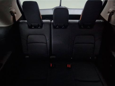 Used 2022 Nissan Pathfinder SL image 10