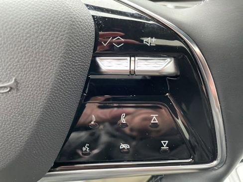 Used 2024 Cadillac Lyriq Luxury w/ LPO, Floor Liner Package image 31