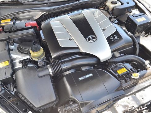 Used 2006 Lexus SC 430 Convertible image 24