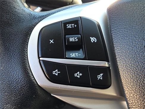 Used 2022 Ford Explorer XLT w/ Equipment Group 202A image 26