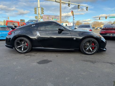 Used 2013 Nissan 370Z NISMO w/ Bose Pkg image 8