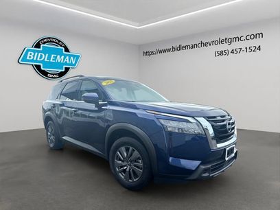 Used 2025 Nissan Pathfinder SV