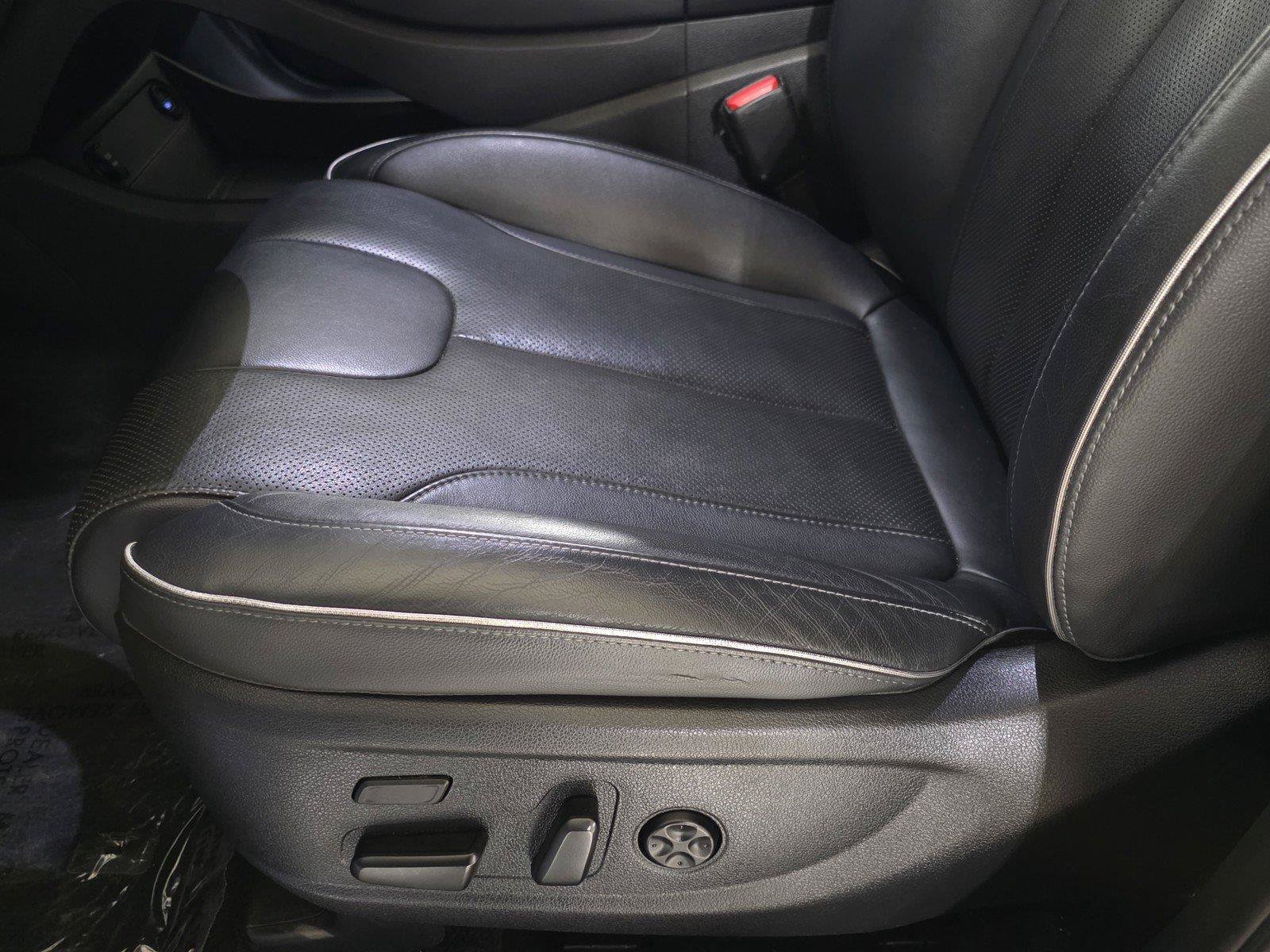 Used 2021 Hyundai Santa Fe Limited w/ Cargo Package AWD/4WD image 24