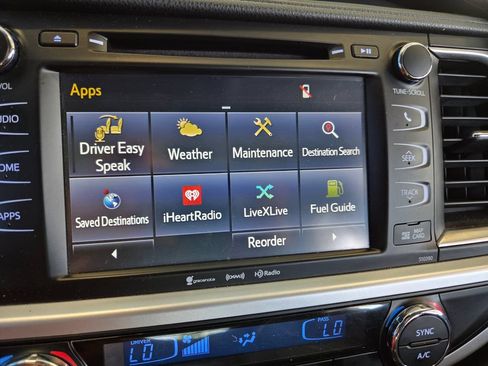 Used 2019 Toyota Highlander SE AWD/4WD image 60