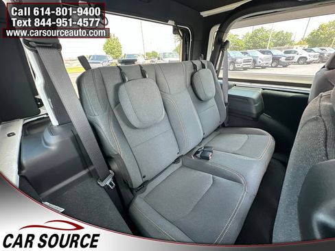 Used 2024 Jeep Wrangler Sport AWD/4WD image 21
