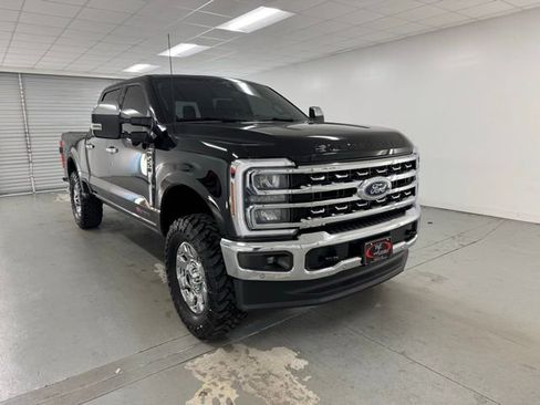New 2026 Ford F250 Lariat w/ Lariat Premium Package image 3