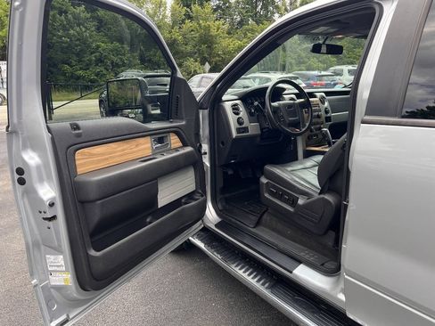 Used 2011 Ford F150 Lariat w/ Lariat Chrome Pkg AWD/4WD image 14