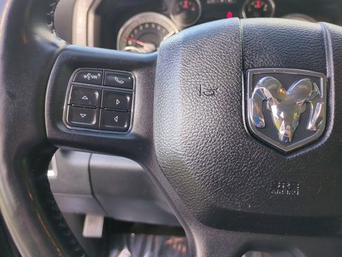 Used 2017 RAM 1500 Big Horn AWD/4WD image 29