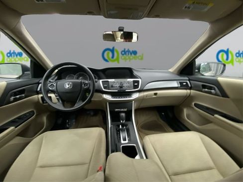 Used 2015 Honda Accord LX image 28