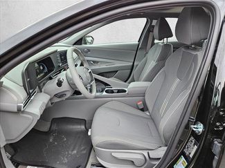 New 2026 Hyundai Elantra SEL Sport FWD video 4