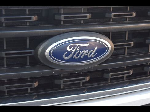 Used 2021 Ford F150 XLT w/ Trailer Tow Package AWD/4WD image 46