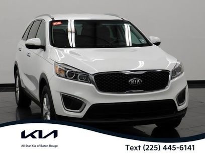 Used 2017 Kia Sorento LX w/ LX Convenience Package