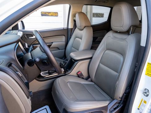 Used 2018 GMC Canyon SLT w/ Driver Alert Package image 15