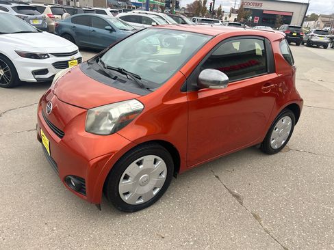 Used 2012 Scion iQ image 7
