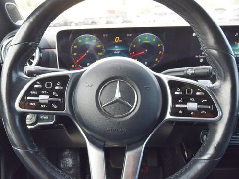 Used 2020 Mercedes-Benz CLA 250 4MATIC image 19