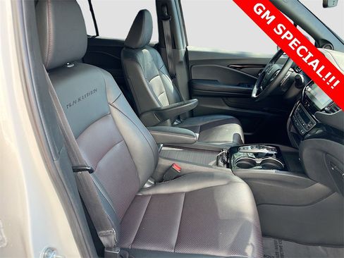 Used 2023 Honda Ridgeline Black Edition image 30