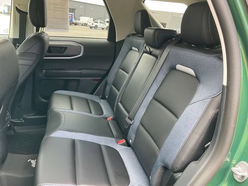 Certified 2025 Ford Bronco Sport Outer Banks w/ Outer Banks Tech Package+ AWD/4WD image 19
