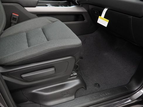 New 2026 RAM 1500 Big Horn image 34