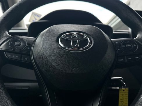 Used 2023 Toyota Corolla LE image 26
