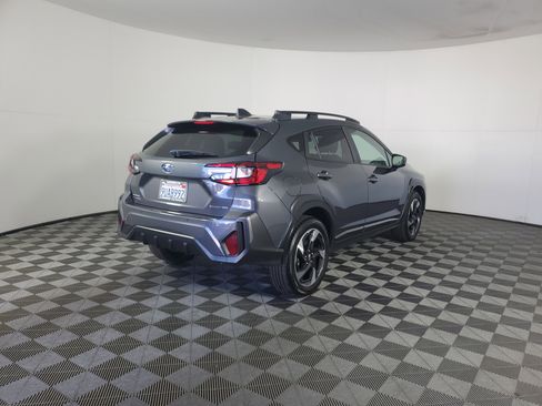 Used 2025 Subaru Crosstrek 2.5i Limited w/ Crosstrek Mirror Package image 4