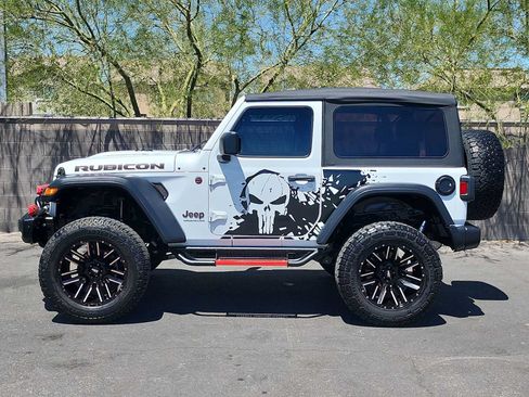 Used 2021 Jeep Wrangler Rubicon AWD/4WD image 5