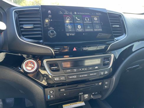 Used 2021 Honda Pilot Black Edition image 14
