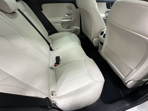 New 2026 Mercedes-Benz GLA 250 image 17