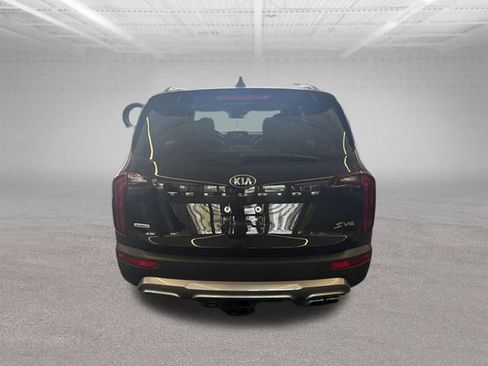 Used 2021 Kia Telluride S AWD/4WD image 9