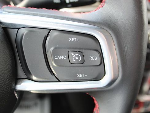 Used 2022 Jeep Wrangler Rubicon w/ Cold Weather Group image 13