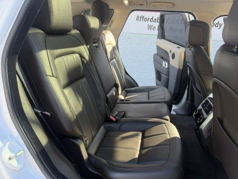Used 2018 Land Rover Range Rover Sport HSE AWD/4WD image 12