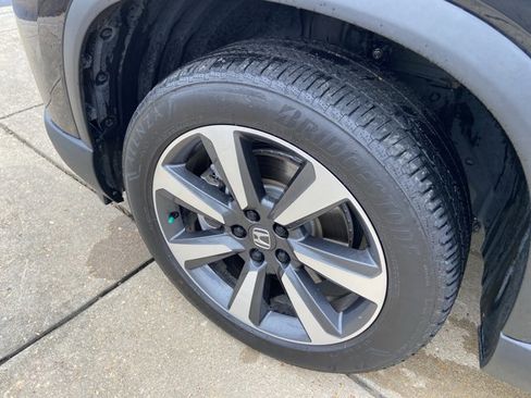 Used 2023 Honda Pilot Touring image 25