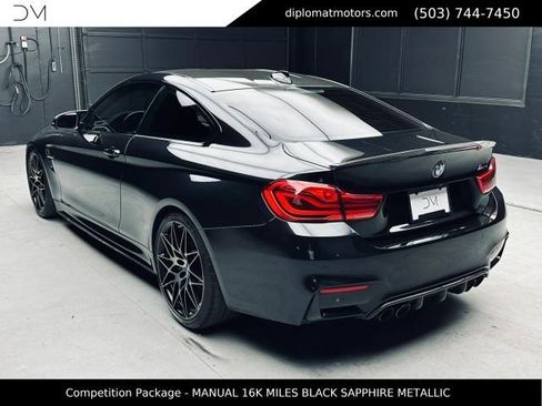 Used 2019 BMW M4 Coupe w/ Competition Package RWD image 5