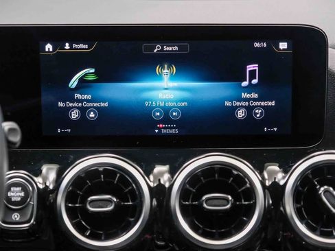 Used 2023 Mercedes-Benz GLA 250 image 16