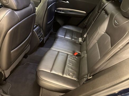 Used 2021 Cadillac XT4 Premium Luxury FWD image 18
