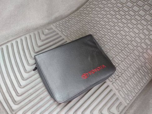 Used 2008 Toyota Corolla LE FWD image 19