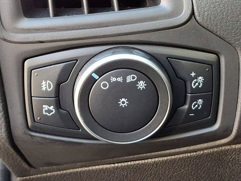 Used 2018 Ford Focus SEL w/ Cold Weather Package image 23