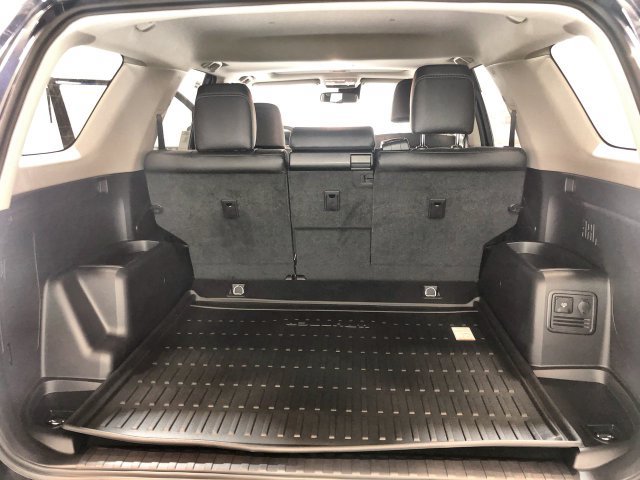 Used 2020 Toyota 4Runner Limited AWD/4WD image 19