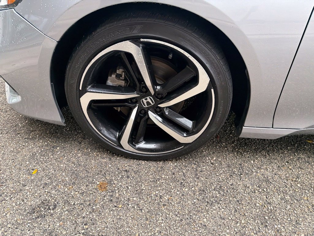 Used 2022 Honda Accord Sport image 11