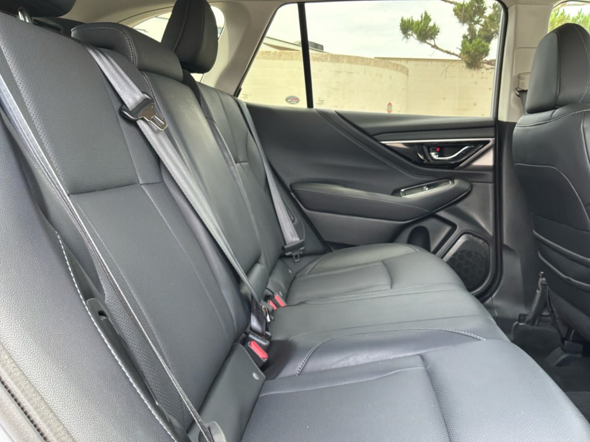 Used 2023 Subaru Outback Limited AWD/4WD image 21